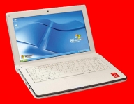 Vodafone a lansat primul laptop propriu în România
