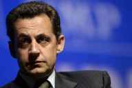 Sarkozy spune că Franţa şi Germania vor apăra sectorul auto