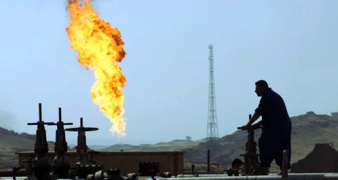 Rusia pune la cale împreună cu OPEC creşterea  preţului petrolului