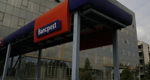 Bancpost a desfiinţat postul vicepreşedintelui Lucian Isar