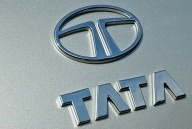 Tata Motors şi Mahindra & Mahindra întrerup producţia