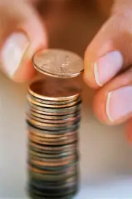 Bulgaria: funcţionarii nu vor mai primi al treisprezecelea salariu