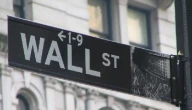 Guvernul american şi brokerii de pe Wall Street, vinovaţi pentru criză