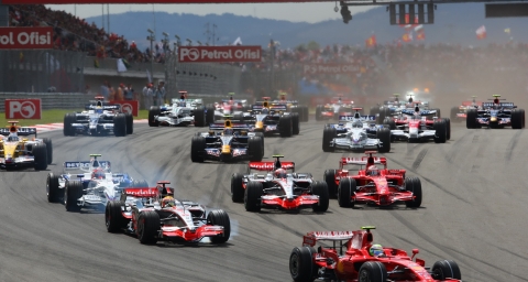 Criză şi în Formula 1: echipe retrase, mai puţine teste, reduceri drastice de bugete