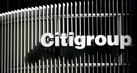 Citigroup se rupe-n două