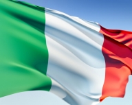 Italia prelungeşte restricţiile de muncă pentru români şi bulgari