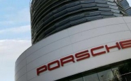 Porsche România şi-a redus activităţile, dar se plasează bine în piaţă