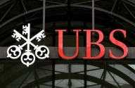 UBS anunţă pierderi record şi concediază 2.000 de angajaţi