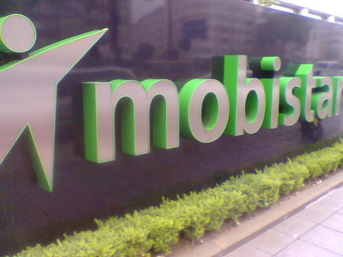 Mobistar a cumparat 90% din VOXmobile