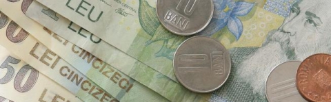 Euro, în uşoară scădere