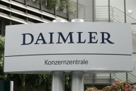 Daimler trimite în şomaj temporar 18.000 de angajaţi