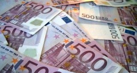 (UPDATE 2) Adoptarea unilaterală a euro: „între raţiune şi delir”