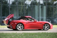 Ferrari California, lansare oficială în România