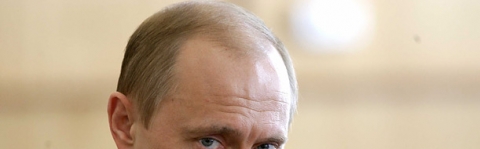 Putin, premierul-cântăreţ