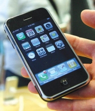 Un milion de iPhone-uri au fost vândute ilegal în China
