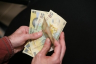 Citi: Moneda naţională se va aprecia la 3,95 lei/euro în decembrie