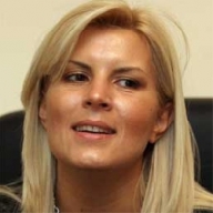 Elena Udrea: Există dispute pe comisionul pentru tichetele de vacanţă