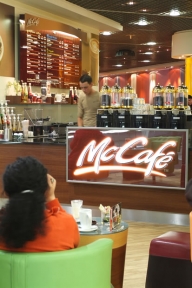 McDonald’s vrea să detroneze Starbucks în Europa