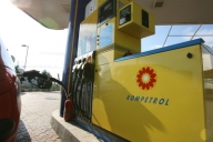 Fitch a redus ratingul Rompetrol la „B”, cu perspectivă negativă