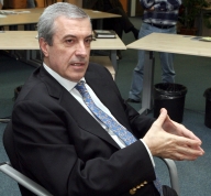 Tăriceanu: Aş sfătui oamenii de afaceri să nu ia credite la aceste dobânzi