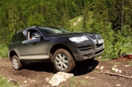 Volkswagen Touareg a câştigat competiţia „Cel mai 4×4” off road din România