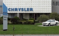Chrysler reporneşte temporar şapte fabrici