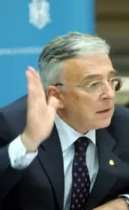 Isărescu: Agenţiile de rating au avut dreptate, dar ne-au penalizat prea tare