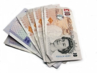 Anglia mai aruncă 25 de miliarde de lire pe piaţa monetară