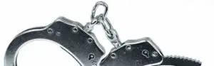 20.000 de dolari ca să înveţi ce trebuie să (nu) faci cât eşti la închisoare