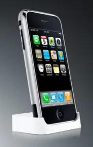 Cererea pentru iPhone impulsionează afacerile Apple