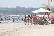 Peste 120.000 de turişti se află astăzi pe litoral