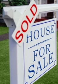 SUA: preţuri în scădere, vânzări de locuinţe în creştere