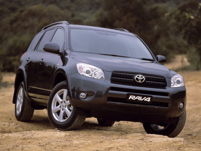 Toyota nu se grăbeşte să se extindă în Statele Unite