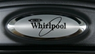 Whirlpool închide o fabrică şi renunţă la 1.100 de angajaţi