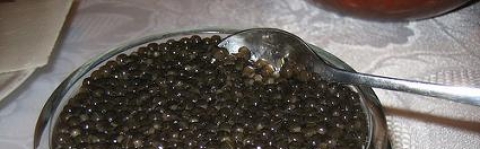 Chinezii intră şi pe piaţa luxului: vor exporta caviar!