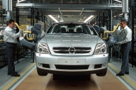 Guvernul german respinge oferta îmbunătăţită a RHJ Internaţional pentru Opel