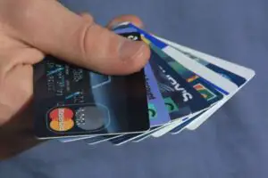 BCR are noi norme de creditare pentru persoanele fizice