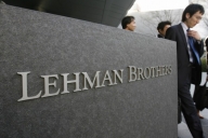 Fostul şef al Lehman Brothers către reporterul Reuters: „Bine că n-ai venit cu puşca”!