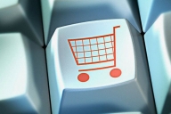 Jumătate din retailerii online europeni îşi induc în eroare clienţii