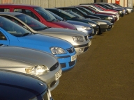 Marea Britanie: autoturisme de închiriat, vândute „maşini cu unic proprietar”