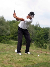 A început Primul turneu internaţional de golf din România