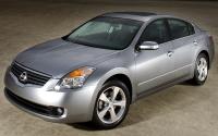Nissan se implică în segmentul autovehiculelor hibride