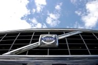 Primul Volvo hibrid apare peste trei ani