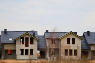 Numărul autorizaţiilor de construire pentru clădiri rezidenţiale a scăzut cu 20%