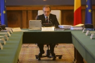 UPDATE 10: Băsescu a semnat revocarea lui Nica, miniştrii PSD au demisionat