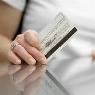 Plăţile online cu cardul au crescut cu 75% în primele 9 luni