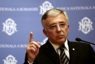 Isărescu: „Obiectivul noului CA al BNR este adoptarea monedei euro”