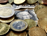 Euro a depăşit pragul de 1,50 de dolari