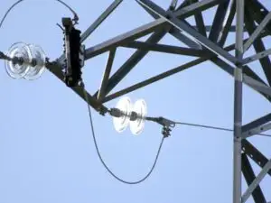 INS: România a exportat în primele luni din 2007 cu 42% mai puţină energie electrică decât în 2006