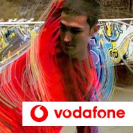 Vodafone trece de la „Trăieşte fiecare clipă”  la  „Power to you”